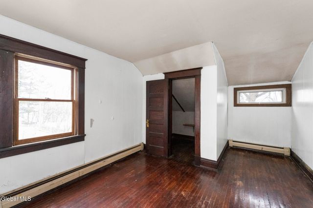 1498 2nd Street, Rensselaer, NY 12144