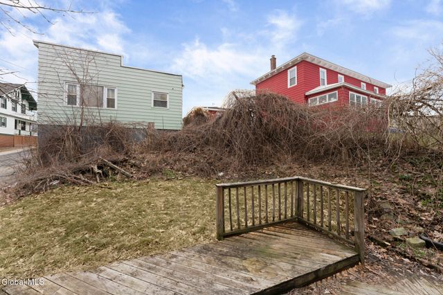 1498 2nd Street, Rensselaer, NY 12144