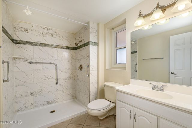 19814 N Willowcreek Circle, Sun City, AZ 85373