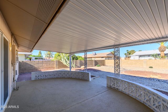 19814 N Willowcreek Circle, Sun City, AZ 85373