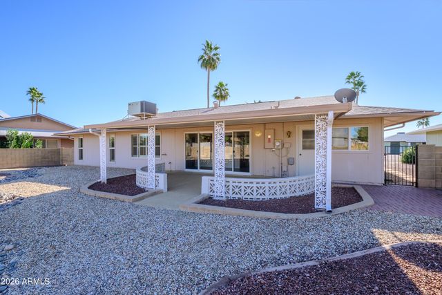 19814 N Willowcreek Circle, Sun City, AZ 85373