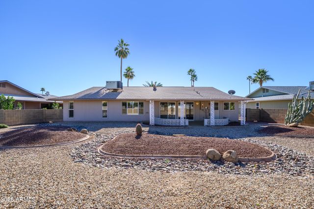 19814 N Willowcreek Circle, Sun City, AZ 85373