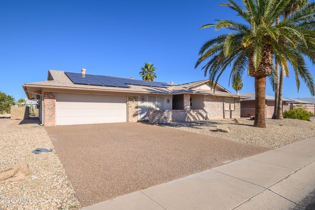 19814 N Willowcreek Circle, Sun City, AZ 85373
