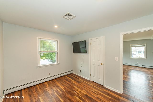 1 Luppatatong Avenue, Keyport, NJ 07735
