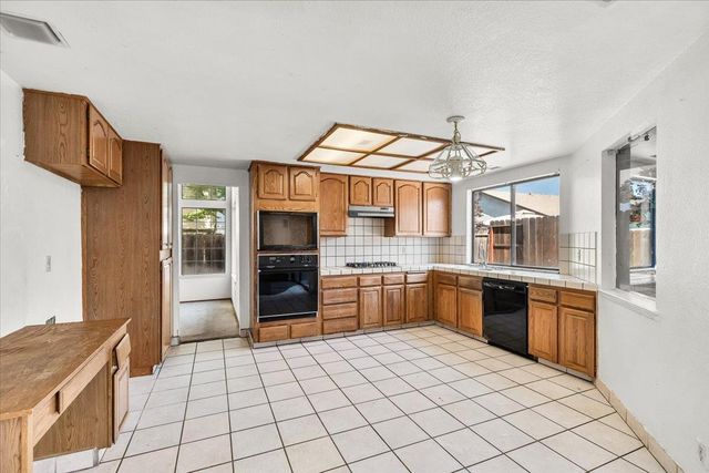 3413 Melgren Ave, Modesto, CA 95356