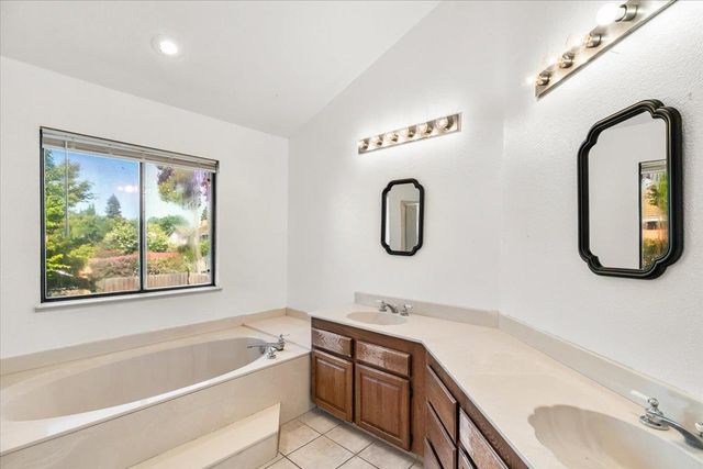 3413 Melgren Ave, Modesto, CA 95356