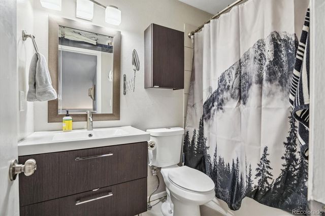 5415 W 16th Avenue, Lakewood, CO 80214