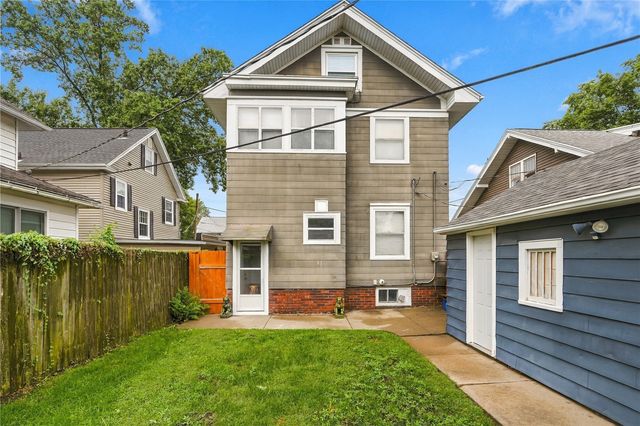 352 20th Street SE, Cedar Rapids, IA 52403
