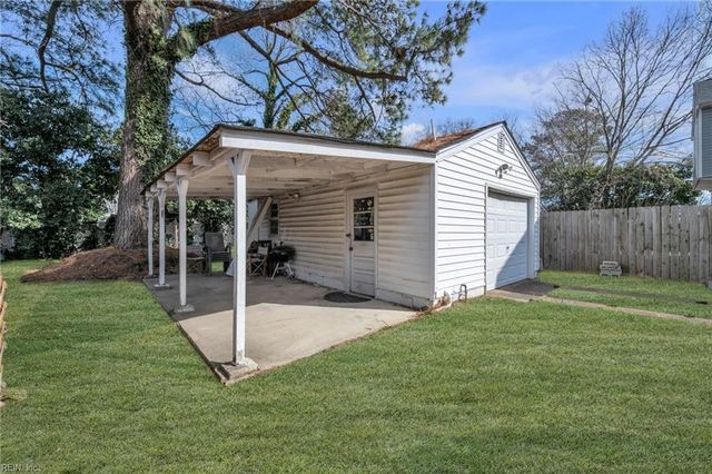 1614 Broadfield RD, Norfolk, VA 23503