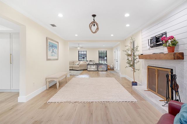 3020 Mac Rd, St Augustine, FL 32086