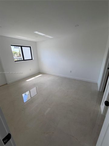 1820 W 53rd St 201, Hialeah, FL 33012