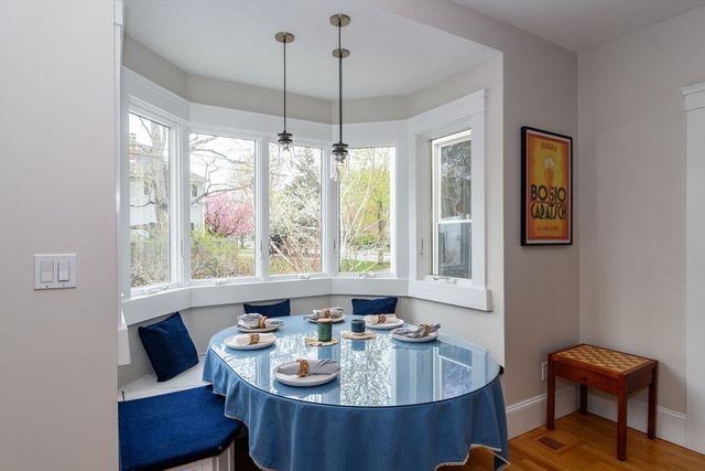 89 Pond St, Natick, MA 01760