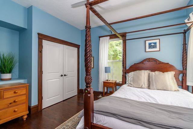 89 Pond St, Natick, MA 01760