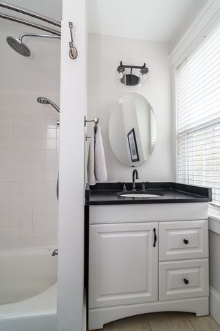 89 Pond St, Natick, MA 01760