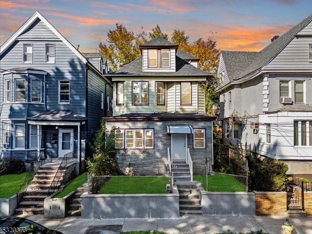 61 Columbia Ave, Newark City, NJ 07106