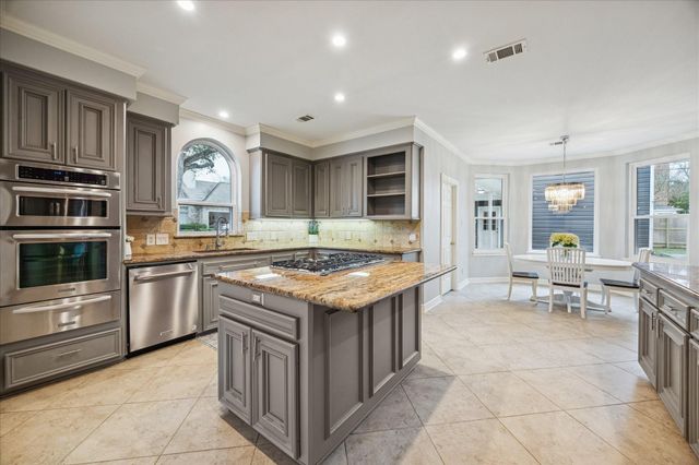 5201 Grand Lake, Bellaire, TX 77401