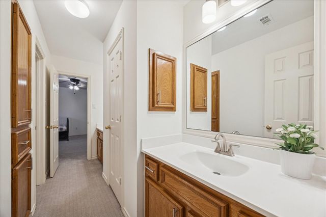 5201 Grand Lake, Bellaire, TX 77401