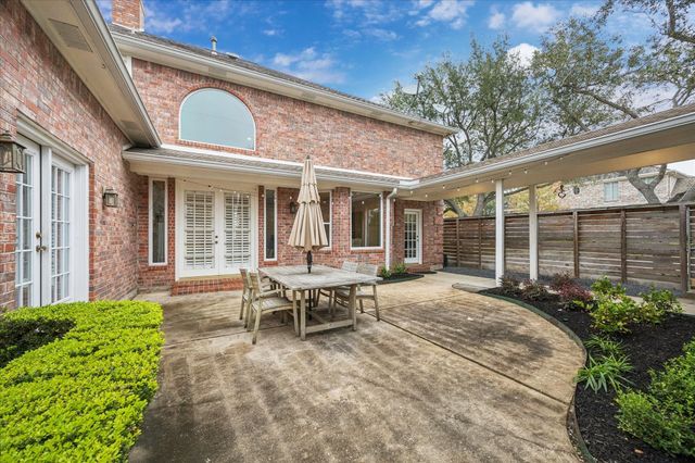 5201 Grand Lake, Bellaire, TX 77401