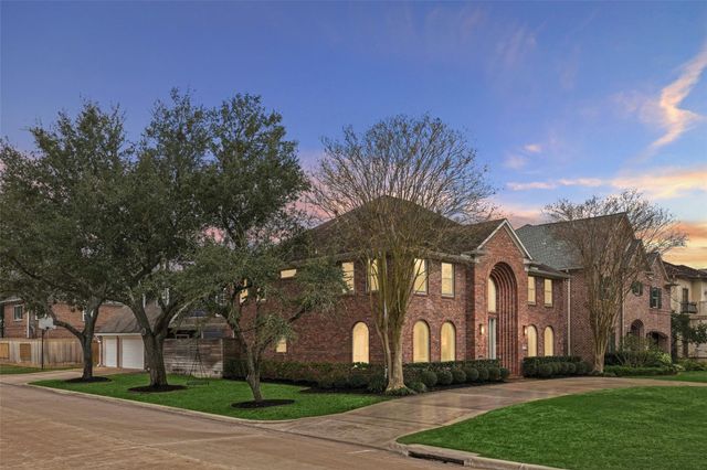 5201 Grand Lake, Bellaire, TX 77401