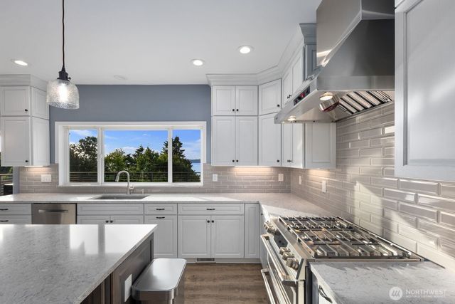 30825 36TH Court SW, Federal Way, WA 98023