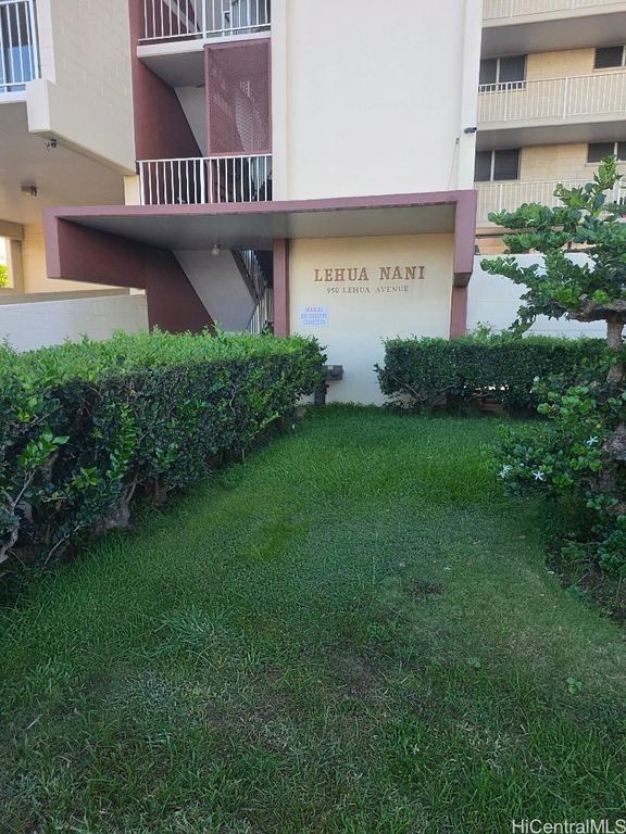 950 Lehua Avenue 502, Pearl City, HI 96782