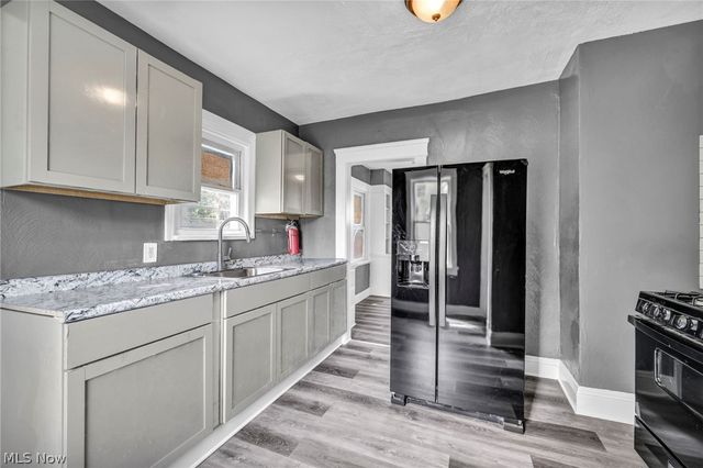 11400 Continental Avenue, Cleveland, OH 44104