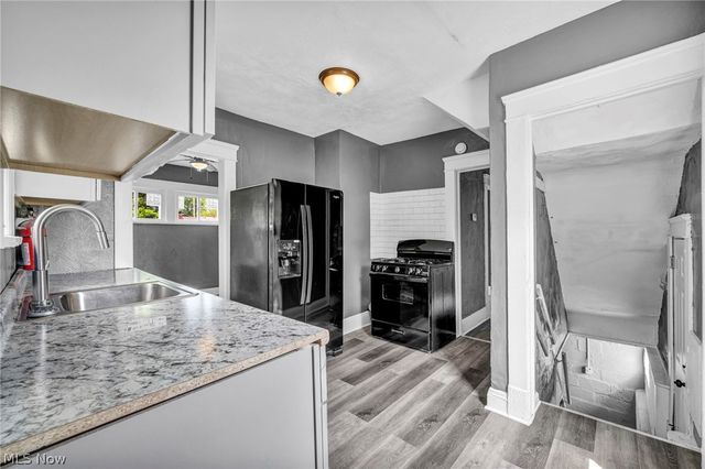 11400 Continental Avenue, Cleveland, OH 44104