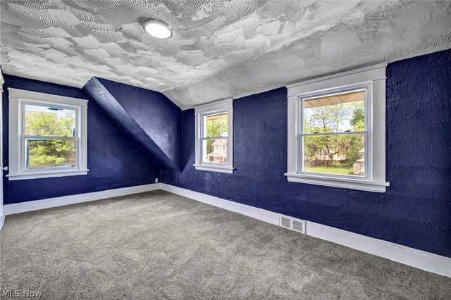 11400 Continental Avenue, Cleveland, OH 44104