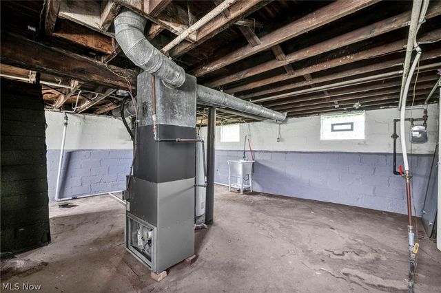 11400 Continental Avenue, Cleveland, OH 44104