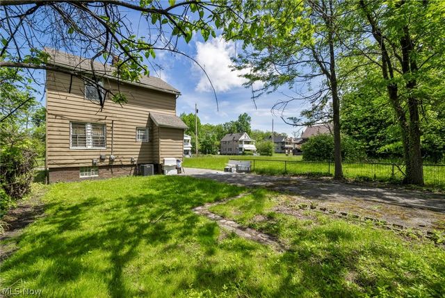 11400 Continental Avenue, Cleveland, OH 44104