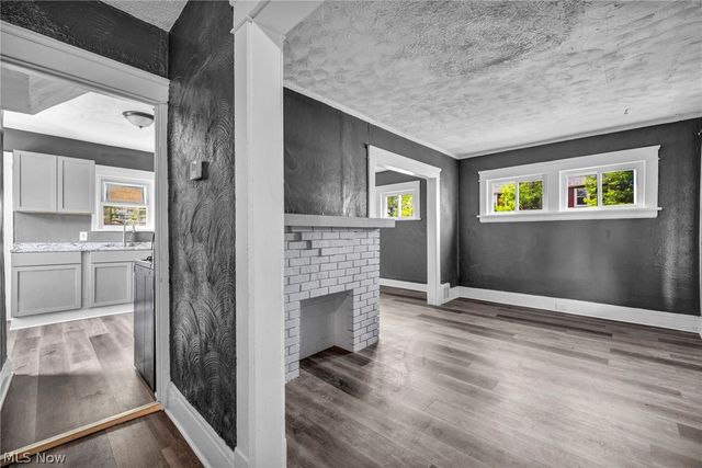 11400 Continental Avenue, Cleveland, OH 44104