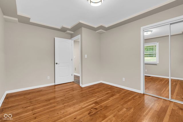 6825 S Ford Road, Zionsville, IN 46077