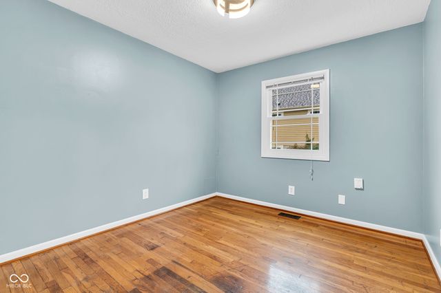 6825 S Ford Road, Zionsville, IN 46077