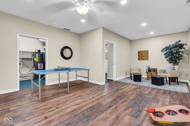 6825 S Ford Road, Zionsville, IN 46077
