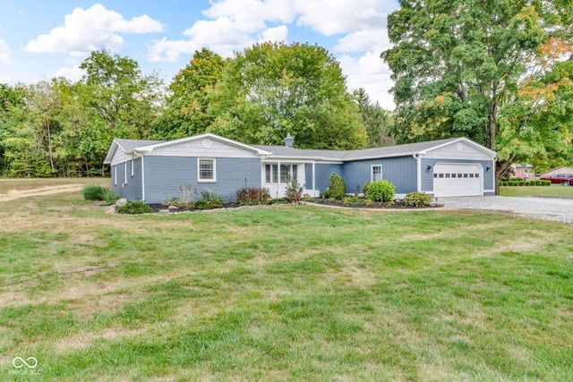 6825 S Ford Road, Zionsville, IN 46077
