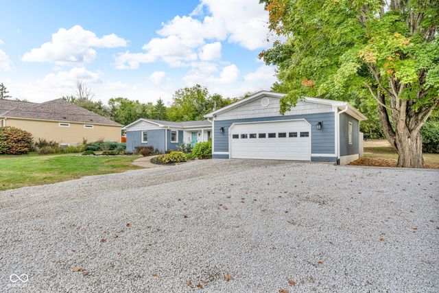 6825 S Ford Road, Zionsville, IN 46077