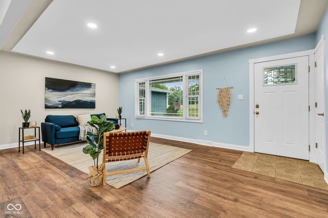 6825 S Ford Road, Zionsville, IN 46077