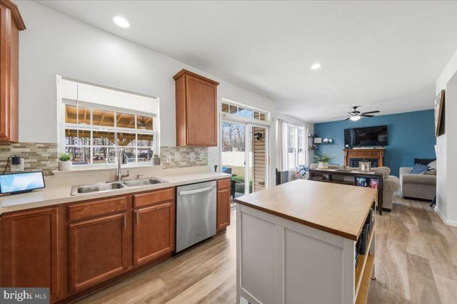 404 MONTANA TRL TRL, Browns Mills, NJ 08015