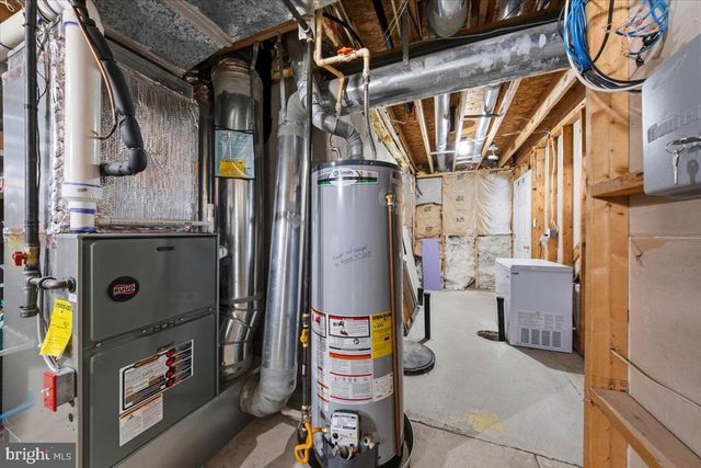 404 MONTANA TRL TRL, Browns Mills, NJ 08015