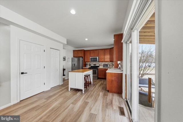 404 MONTANA TRL TRL, Browns Mills, NJ 08015