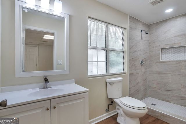 7086 Sir Galahad Way, Jonesboro, GA 30236