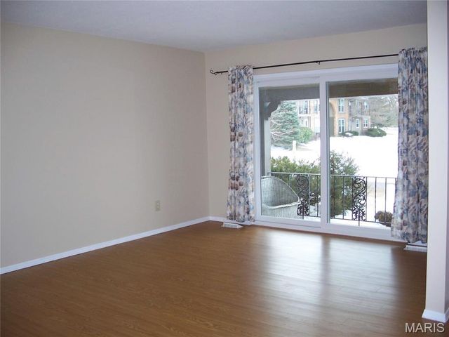 3145 Leisurewood Court A, Florissant, MO 63033