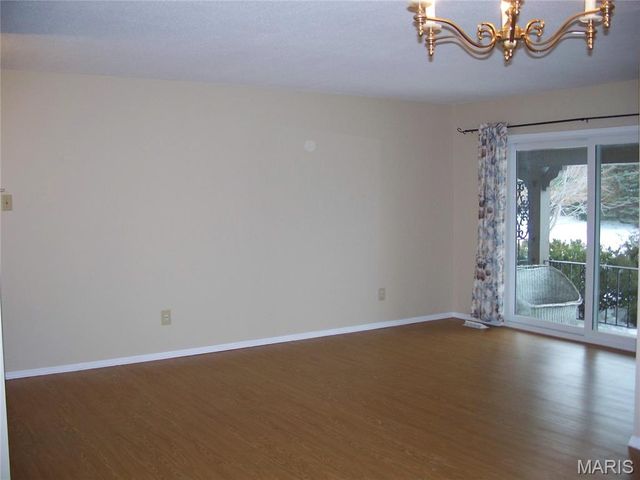 3145 Leisurewood Court A, Florissant, MO 63033