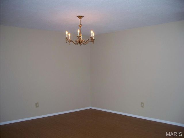 3145 Leisurewood Court A, Florissant, MO 63033