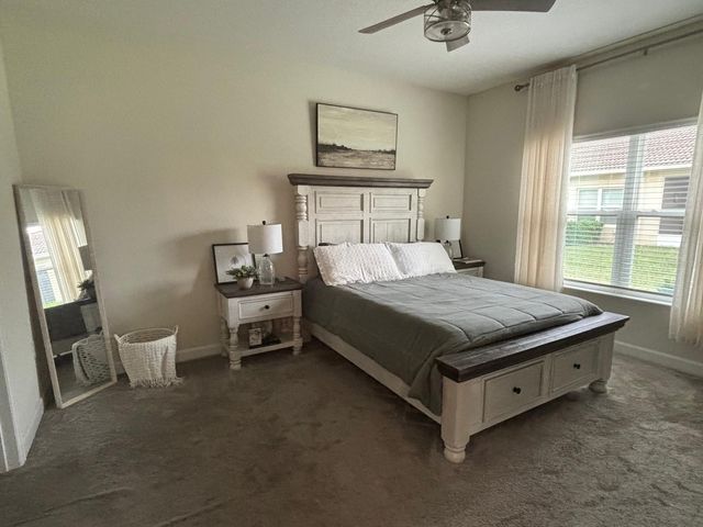 1119 TRAPPERS TRAIL LOOP, Davenport, FL 33896