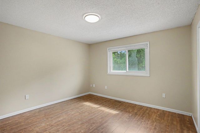 939 Savannah Road, Eagan, MN 55123