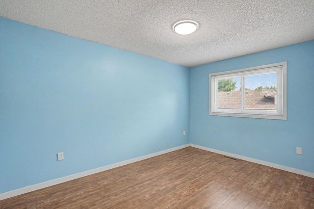 939 Savannah Road, Eagan, MN 55123