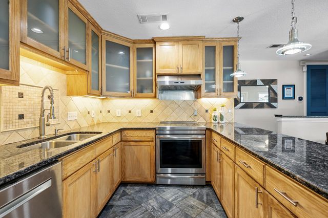 504 Heartwood DR, Austin, TX 78745