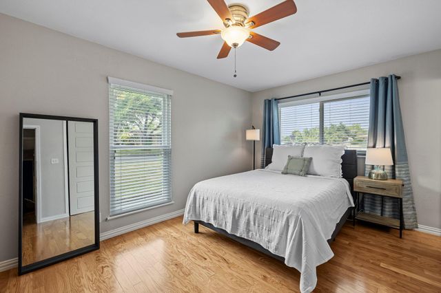 504 Heartwood DR, Austin, TX 78745