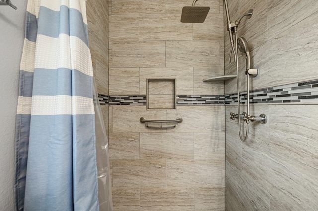 504 Heartwood DR, Austin, TX 78745